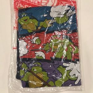 Johnny Cupcakes TMNT food fight large